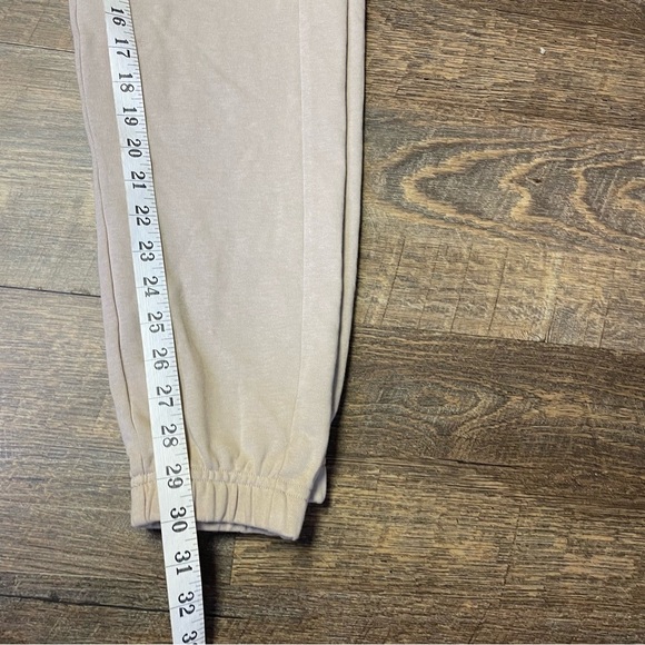 Gymshark Essential Oversized Fit Jogger Toasted Brown Tan Men's XS Sweatpants - Picture 9 of 11